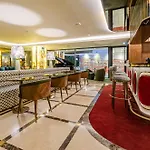 里斯本特里姆酒店 4*